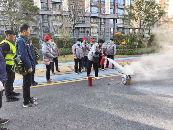 11.28 图片3_副本.jpg 11.28 图片3_副本.jpg