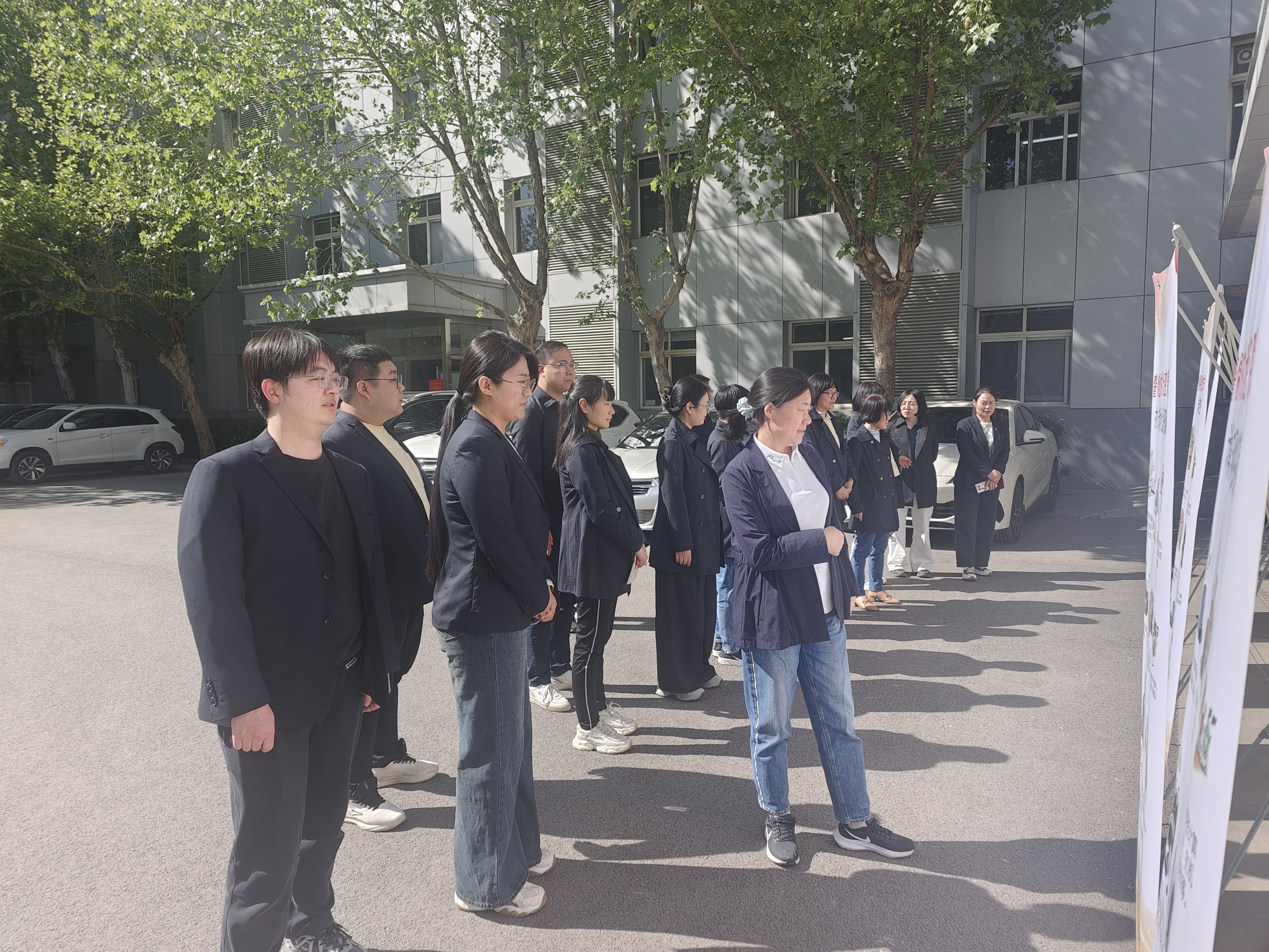 讲解宣传画报1.jpg